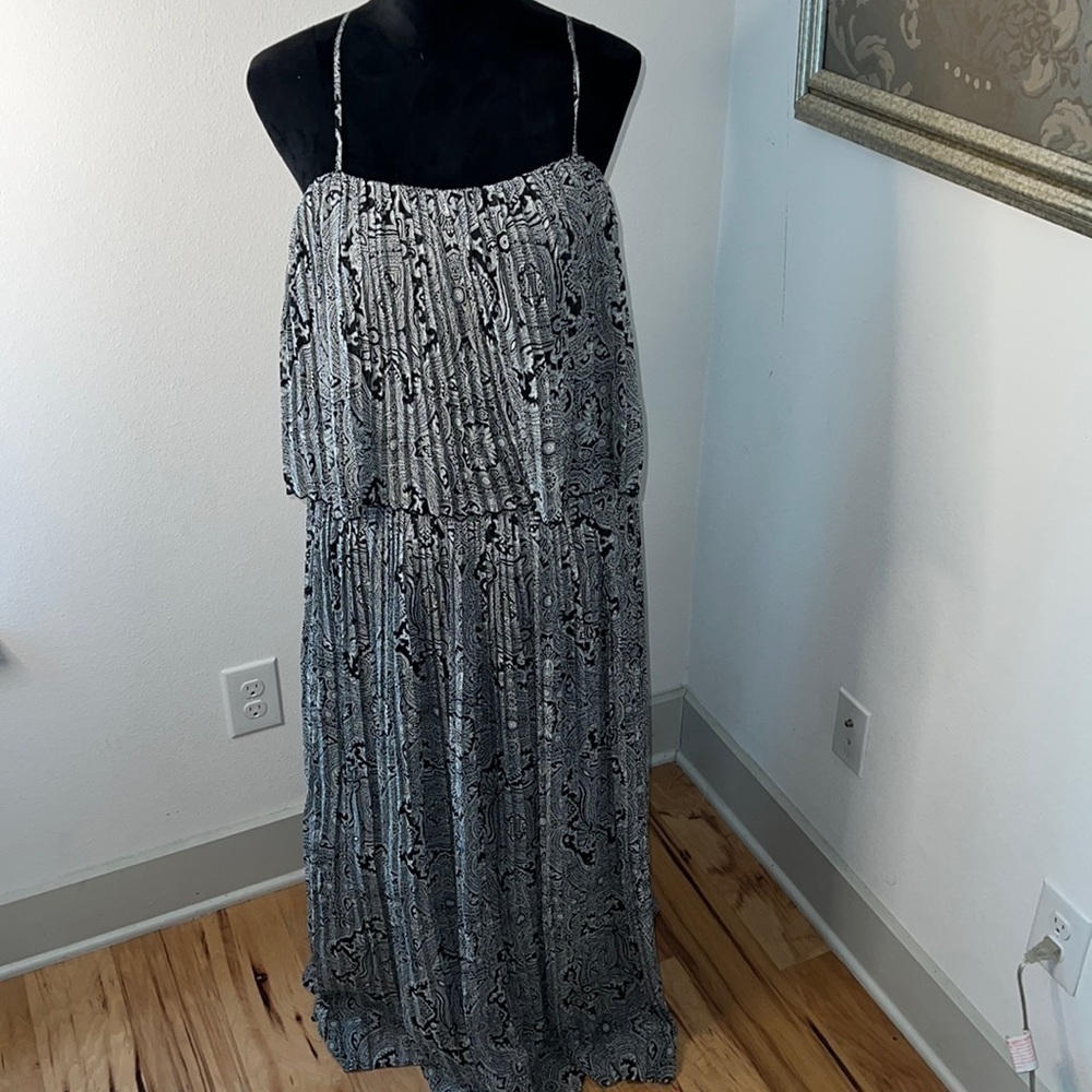 American Rag Cie pleated ruffle top elastic waist black white maxi dress Sz 1X
